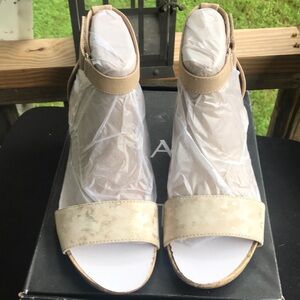 Chic Beige Women's Sandals